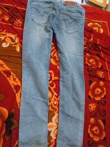 Light Wash Denim Jeans