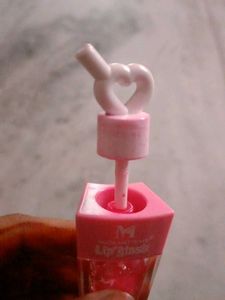 Huda Matte Me Lip Gloss