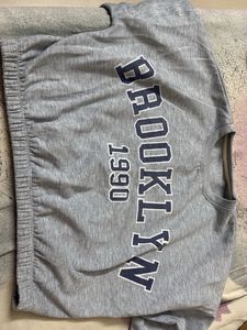 Cropped Brooklyn 1990 Sweatshirt