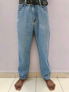 Baggy Light Wash Jeans