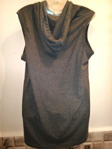 Size S/M Gray Sleeveless Hoodie T-Shirt