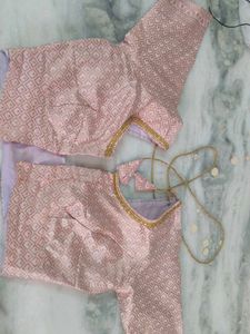 Elegant White Cotton Saree with blouse