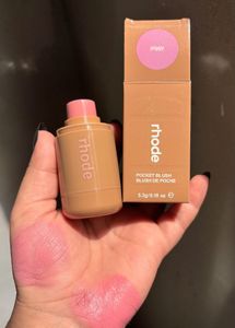 Rhode Pocket Blush Shade :- Piggy