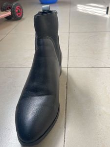 Mochi Leather Boots In Good Condition