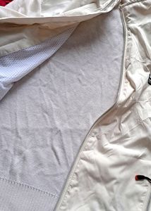 💥Price Dope 💥White Soft Highneck Jackets