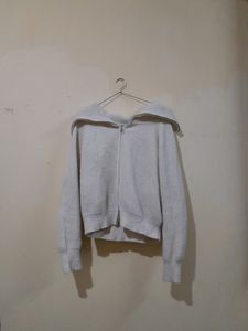 Korean Sweater 🥨