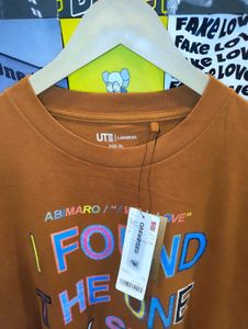 Uniqlo Unisex Oversize Backprinted Tee ❤️‍🔥