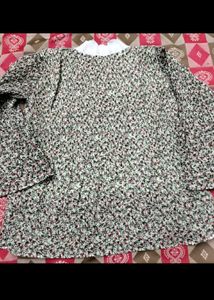 Flower Print Top 🌹🌹