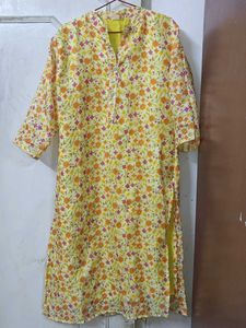 Bloom Into Style! Effortlessly Chic Floral Kurta