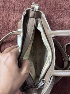 Stylish Sling Bag 🤩