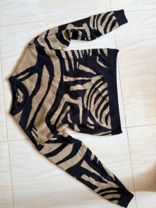zebra style sweatshirt 🤎