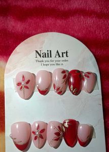Floral Press-On Nail Art Set