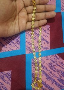 Women Chain - Excellent Condition
