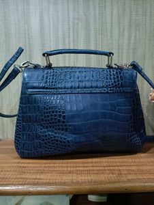 Stylish Blue Crocodile 🐊 Print Handbag