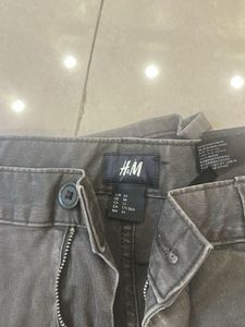 H&amp;M Gray Cargo Pants