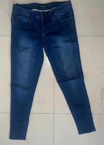 Jealous 21 Low Super Skinny Ankle Jeans - Size 2
