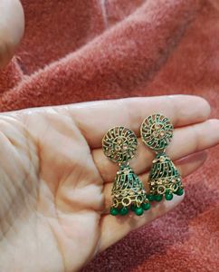 Green Jhumki