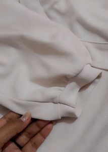 White Puff Sleeve top