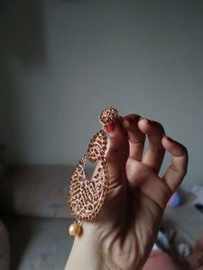 Earings With Mangtika