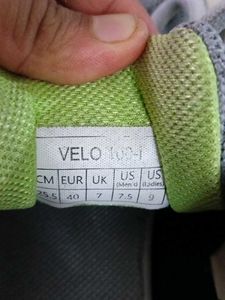 Flypower Badminton Racquet And Yonex Velo 100i