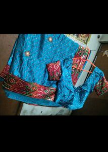 Badhni silk saree and blouse.