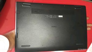 Dell Laptop 💻 8 556 storage very reliable