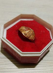 Vintage Gold Ring