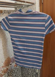 Ribbed mock neck striped fitted tee