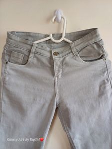 Grey Jeans👖 (28 Size)
