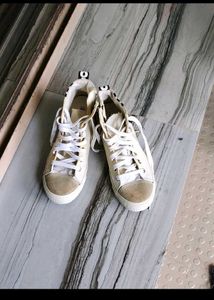 White Trendy Shoes