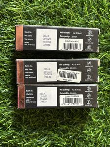 Myglamm Manish Malhotra Powder Matte Lipstick