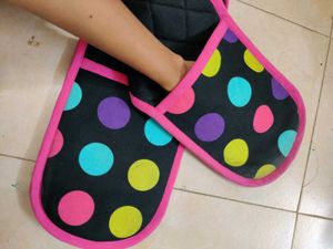 Hand Gloves