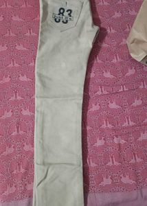 Stylish Graphic Print Jeans