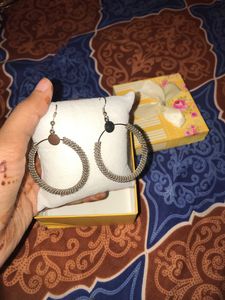 Earring