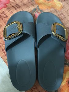 Stylish Blue & Gold Buckle Slides