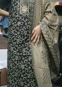 Elegant Embroidered Kurta Set