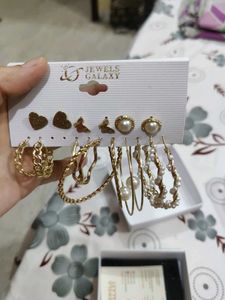 Earrings Set