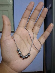 Silver Tone Beaded Necklace