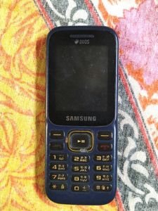 Samsung Duos Keypad Phone