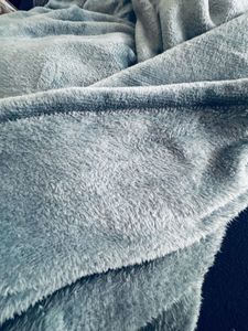 Plush Flannel Blanket / Comforter