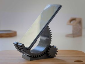 Gear Design Phone Stand
