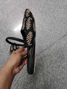 Embroidered Black Mules