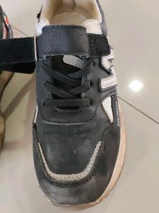 Sports Shoes For Boys