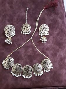 New Jewellery Set