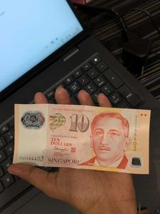 Singapore currency 10$ Note