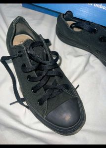 Black Converse