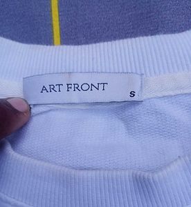 ART Front White Graphic Print Tee