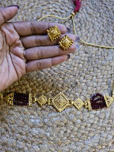 Beautiful Choker Set