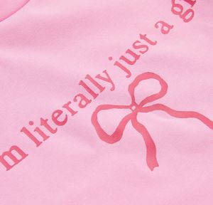 I’m Literally Just a Girl 🫰🏻🎀