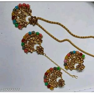 Women&#39;s  MULTICOLORED MANGTIKA AND LOCKET Et
